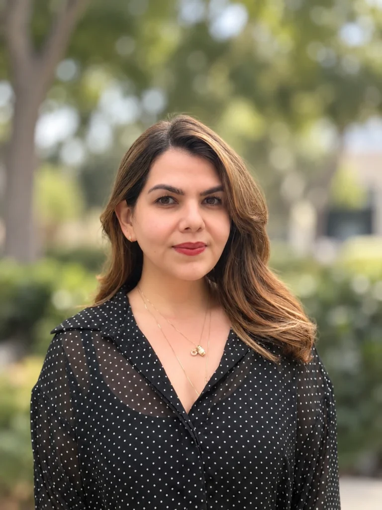 Neda Headshot