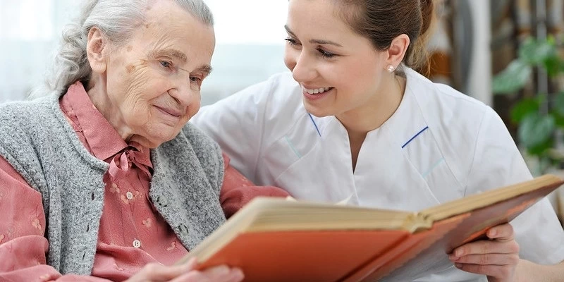 Difference Between Geriatrics and Gerontology_2 1