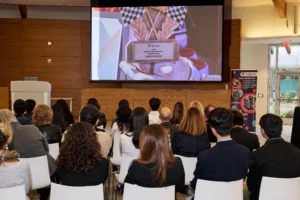 VipStudentShowcase_TPL_0063_1